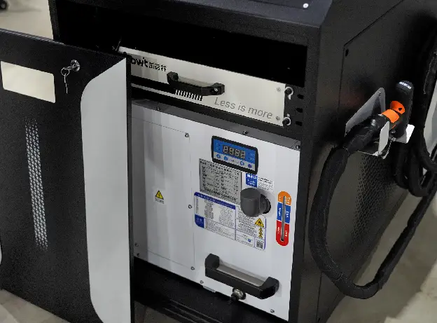 laser cleaning machine 11