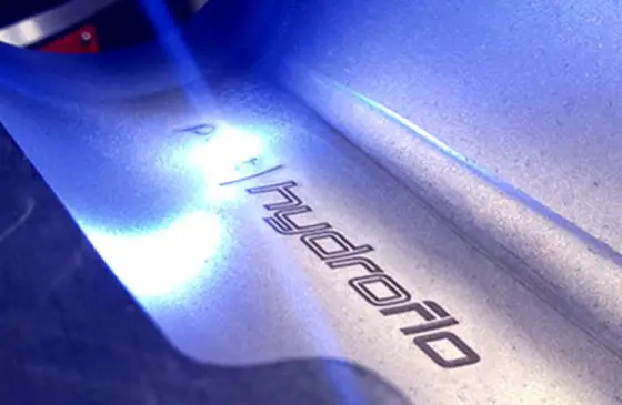 laser cleaning machine