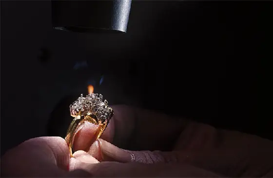 laser cleaning machine